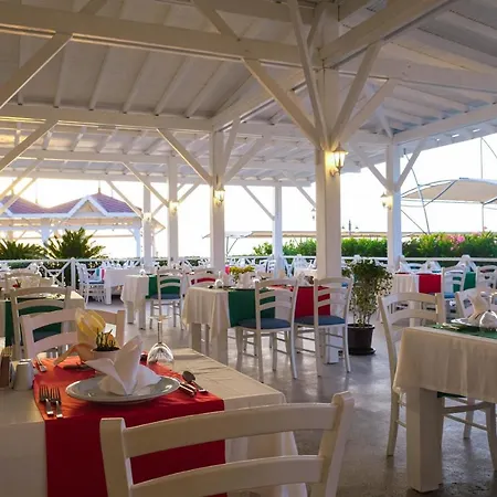 Crystal Flora Pearl Collection Resort 5*
