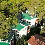 Resort Crystal Flora Pearl Collection Beldibi (Kemer)