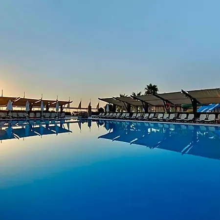 Resort Crystal Flora Pearl Collection Beldibi (Kemer)