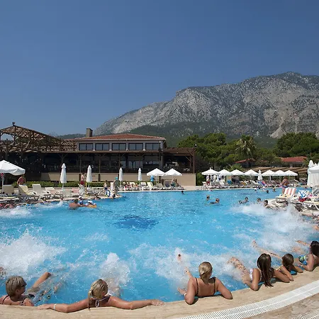 Crystal Flora Resort 5*