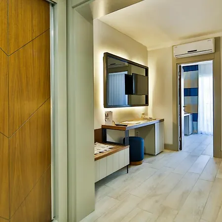 Resort Crystal Flora Pearl Collection Beldibi (Kemer)