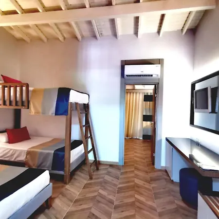 Crystal Flora Pearl Collection Resort