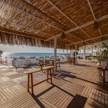 Resort Crystal Flora Pearl Collection