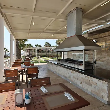 Crystal Flora Pearl Collection Resort