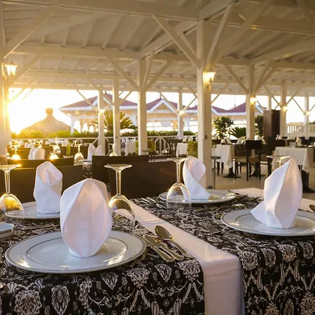 Resort Crystal Flora Pearl Collection 5*