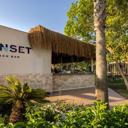 Resort Crystal Flora Pearl Collection 5*